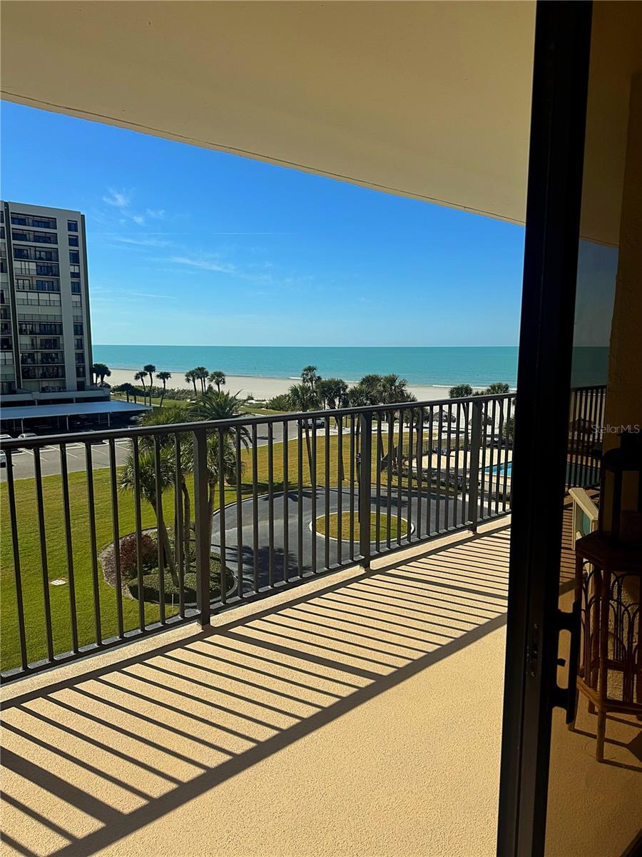 1460 GULF BLVD #411, CLEARWATER BEACH, FL — photo 7