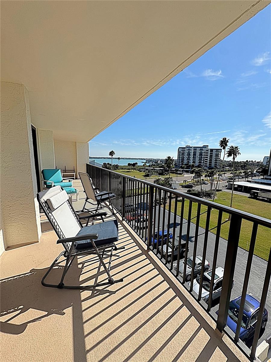 1460 GULF BLVD #411, CLEARWATER BEACH, FL — photo 27