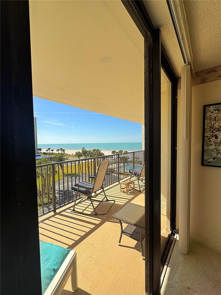 1460 GULF BLVD #411, CLEARWATER BEACH, FL — photo 29