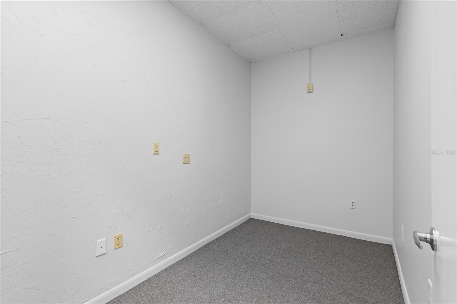 2339 SUNSET POINT RD #C300-C302, CLEARWATER, FL — photo 20