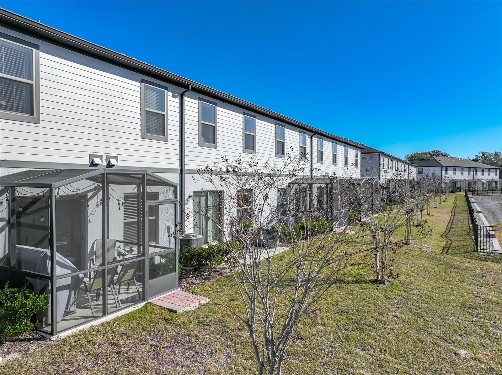 381 SMUGGLERS WAY, APOPKA, FL — photo 48
