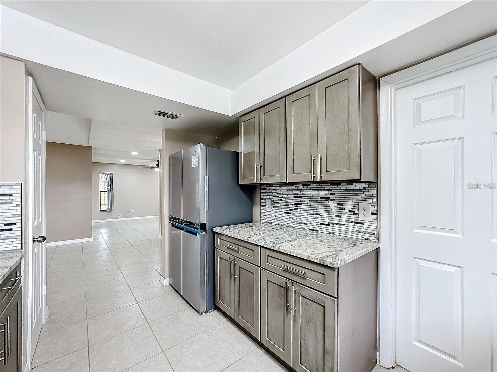 103 ALAMEDA DR, KISSIMMEE, FL — photo 3