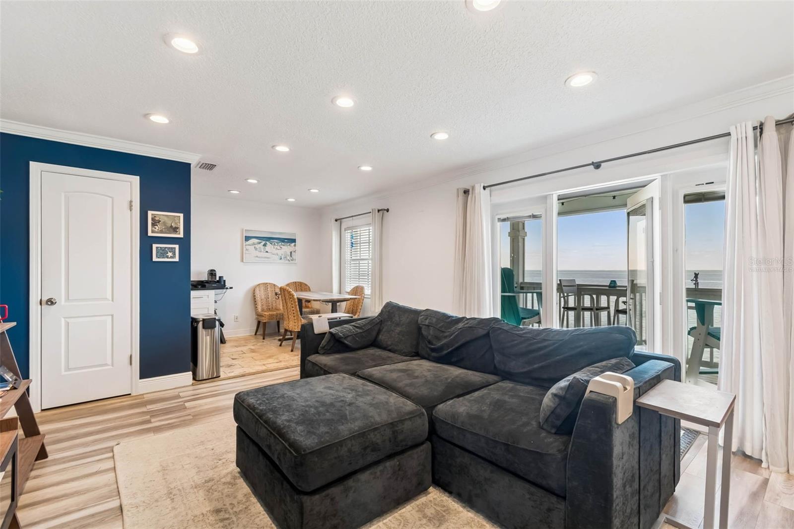 5110 COQUINA KEY DR SE #C, ST PETERSBURG, FL — photo 3