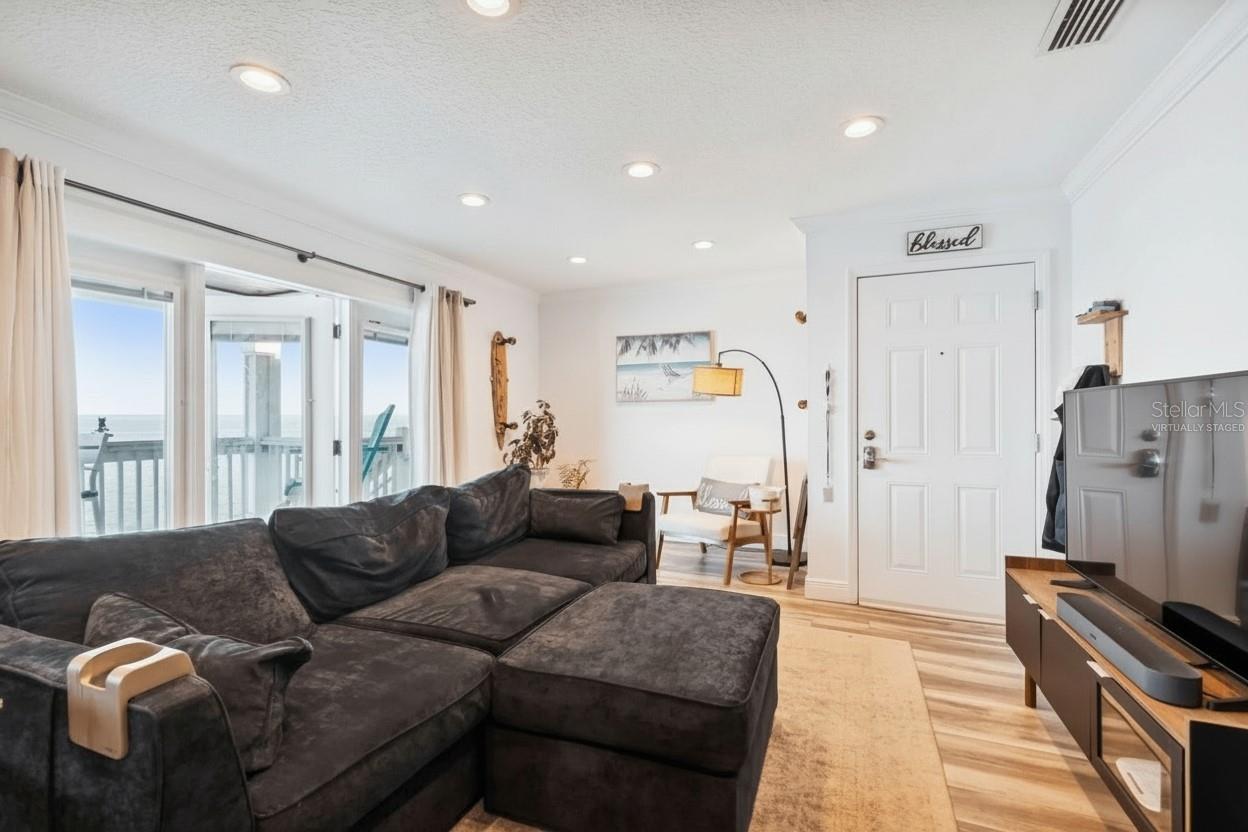 5110 COQUINA KEY DR SE #C, ST PETERSBURG, FL — photo 10