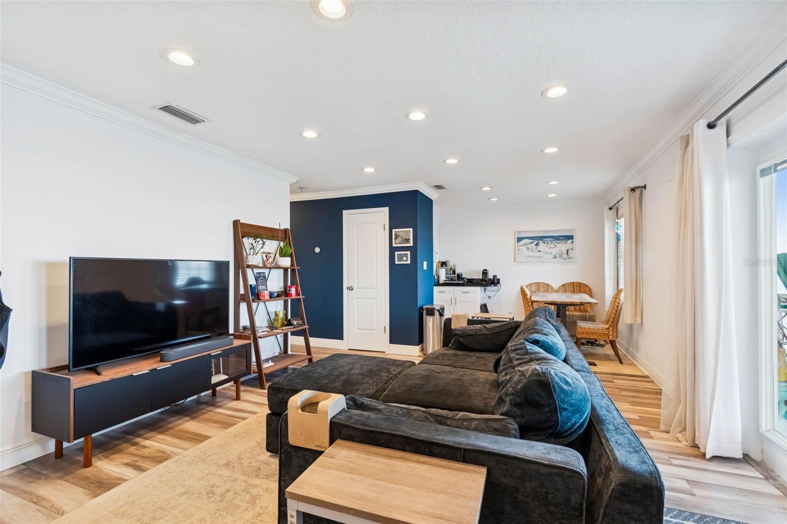 5110 COQUINA KEY DR SE #C, ST PETERSBURG, FL — photo 12