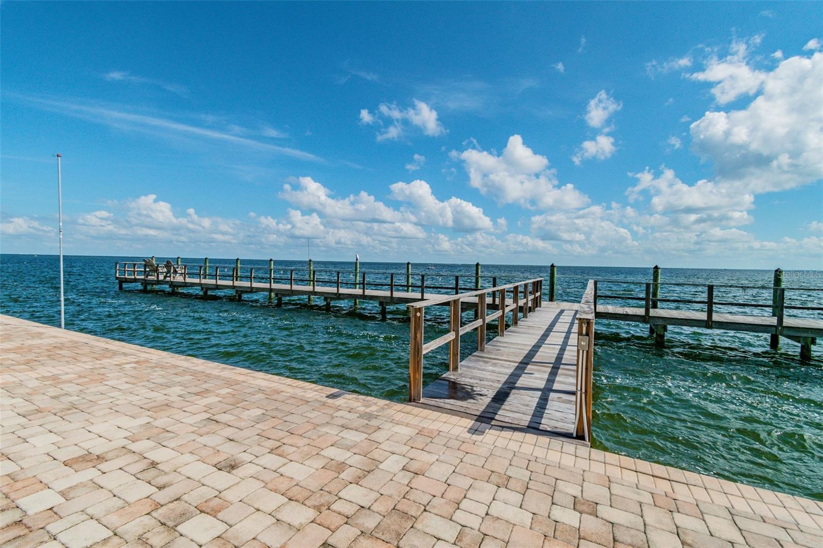 5110 COQUINA KEY DR SE #C, ST PETERSBURG, FL — photo 39