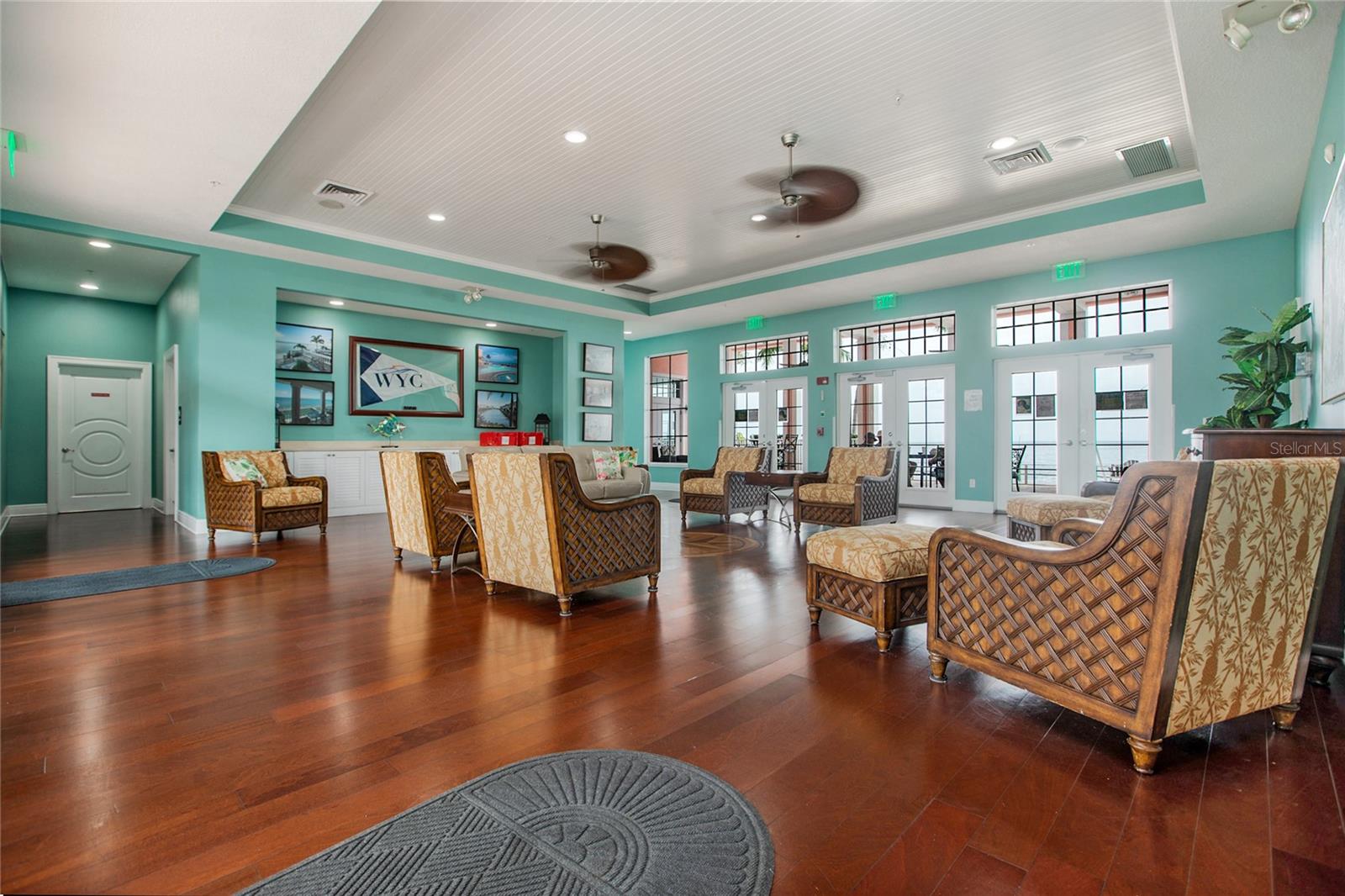 5110 COQUINA KEY DR SE #C, ST PETERSBURG, FL — photo 42