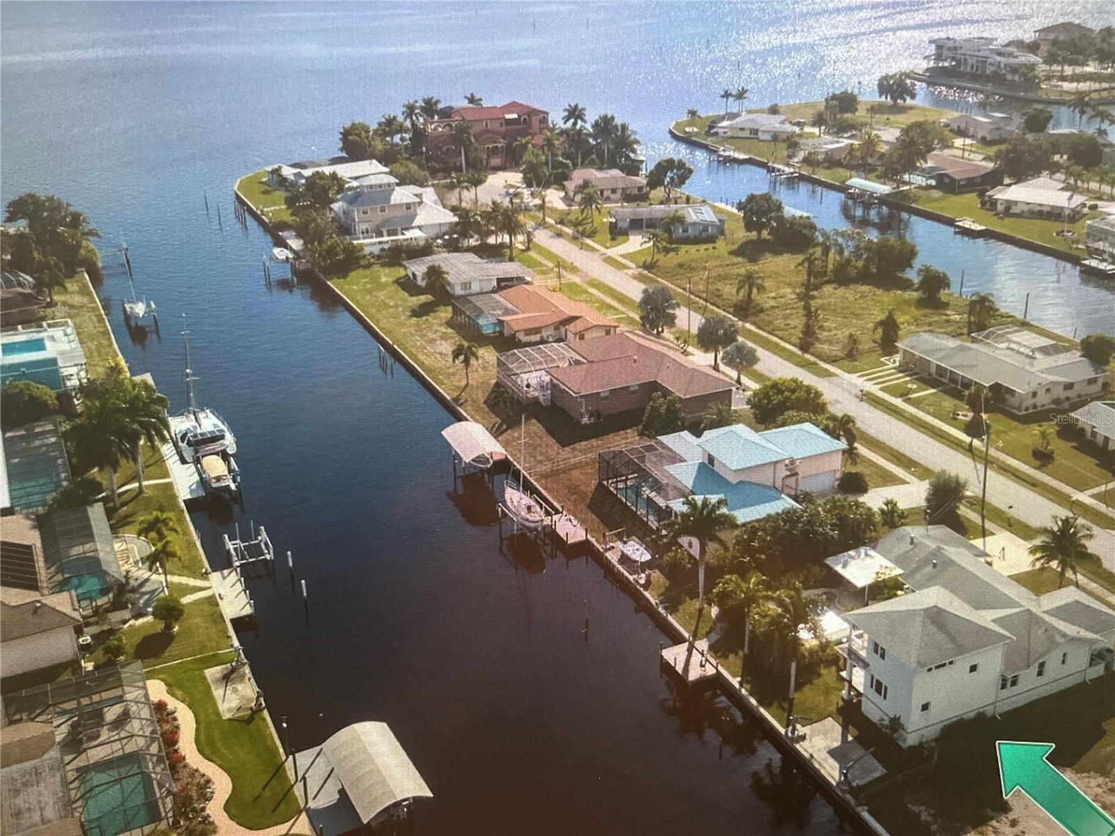 217 BANGSBERG RD SE, PORT CHARLOTTE, FL