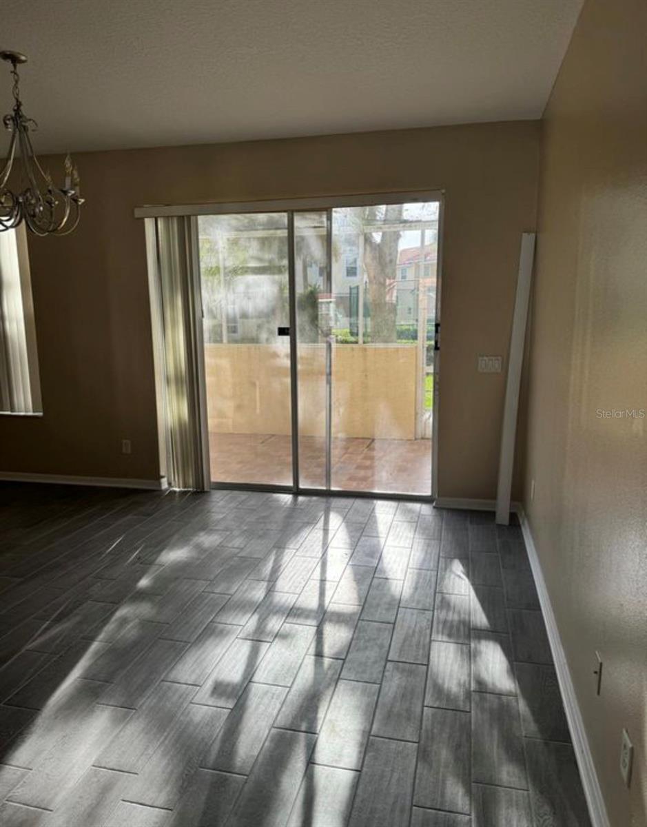 1289 S BEACH CIR, KISSIMMEE, FL — photo 3