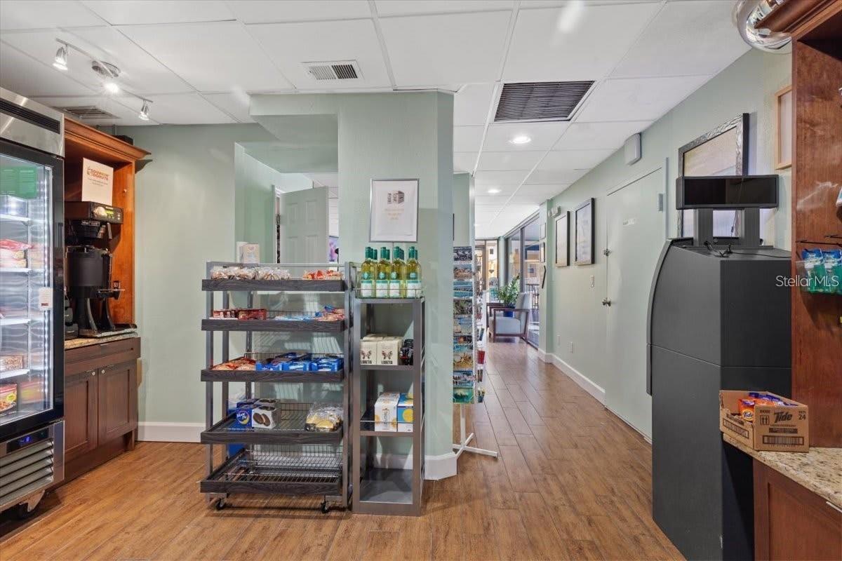 2506 N ROCKY POINT DR #275, TAMPA, FL — photo 24