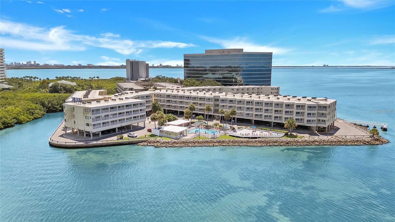 2506 N ROCKY POINT DR #275, TAMPA, FL — photo 28