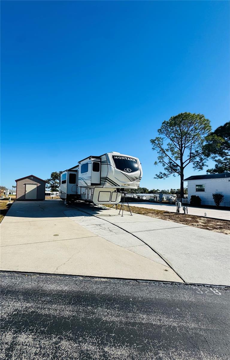 328 ST GEORGE DR, DAVENPORT, FL — photo 10