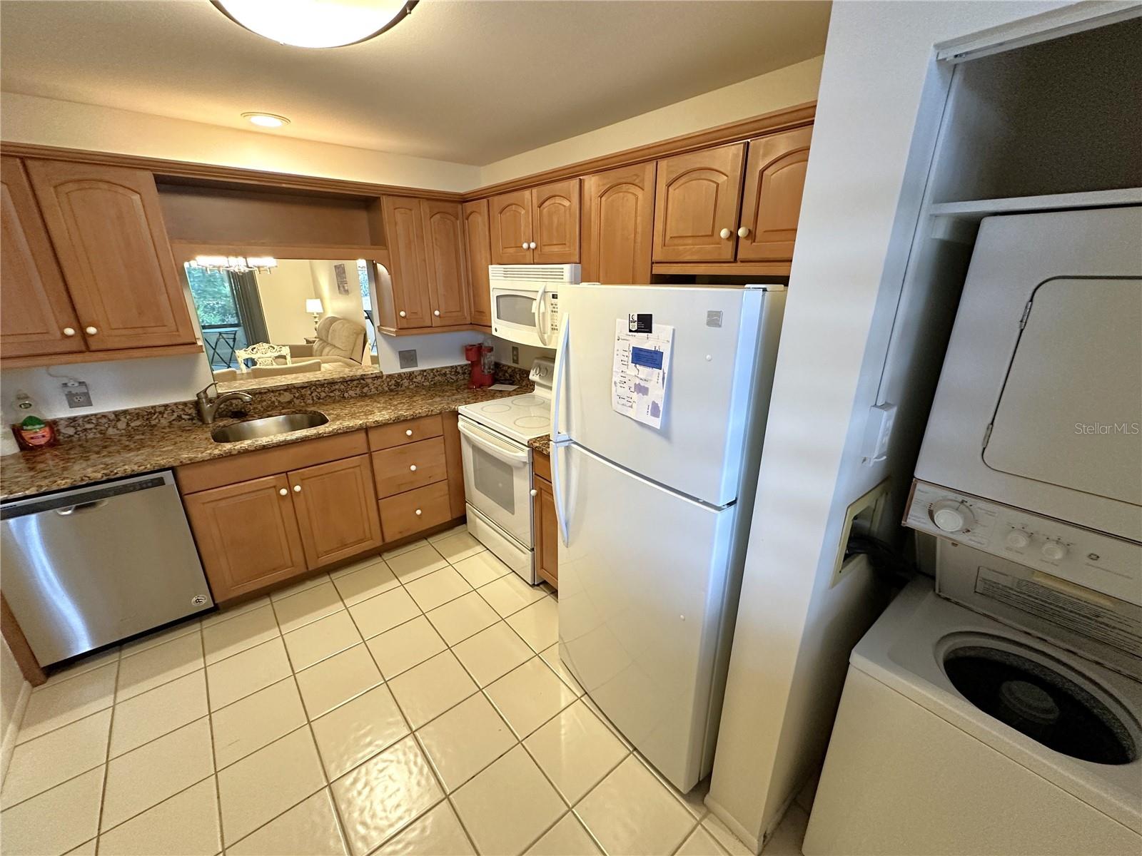 645 WOODLAWN DR, BRADENTON, FL — photo 5