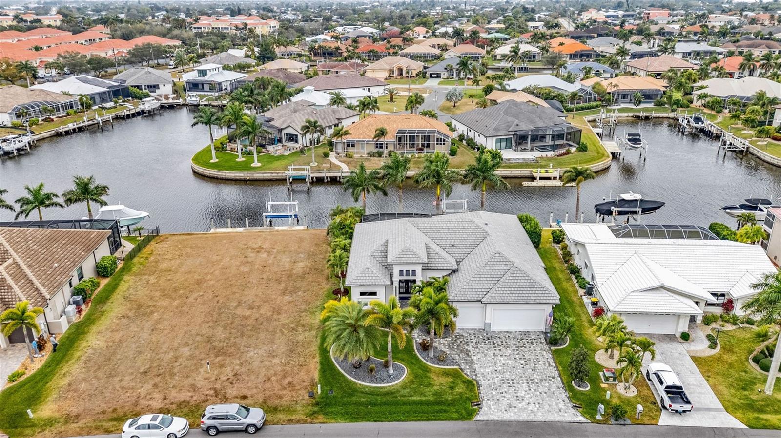 125 GREAT ISAAC CT, PUNTA GORDA, FL — photo 4