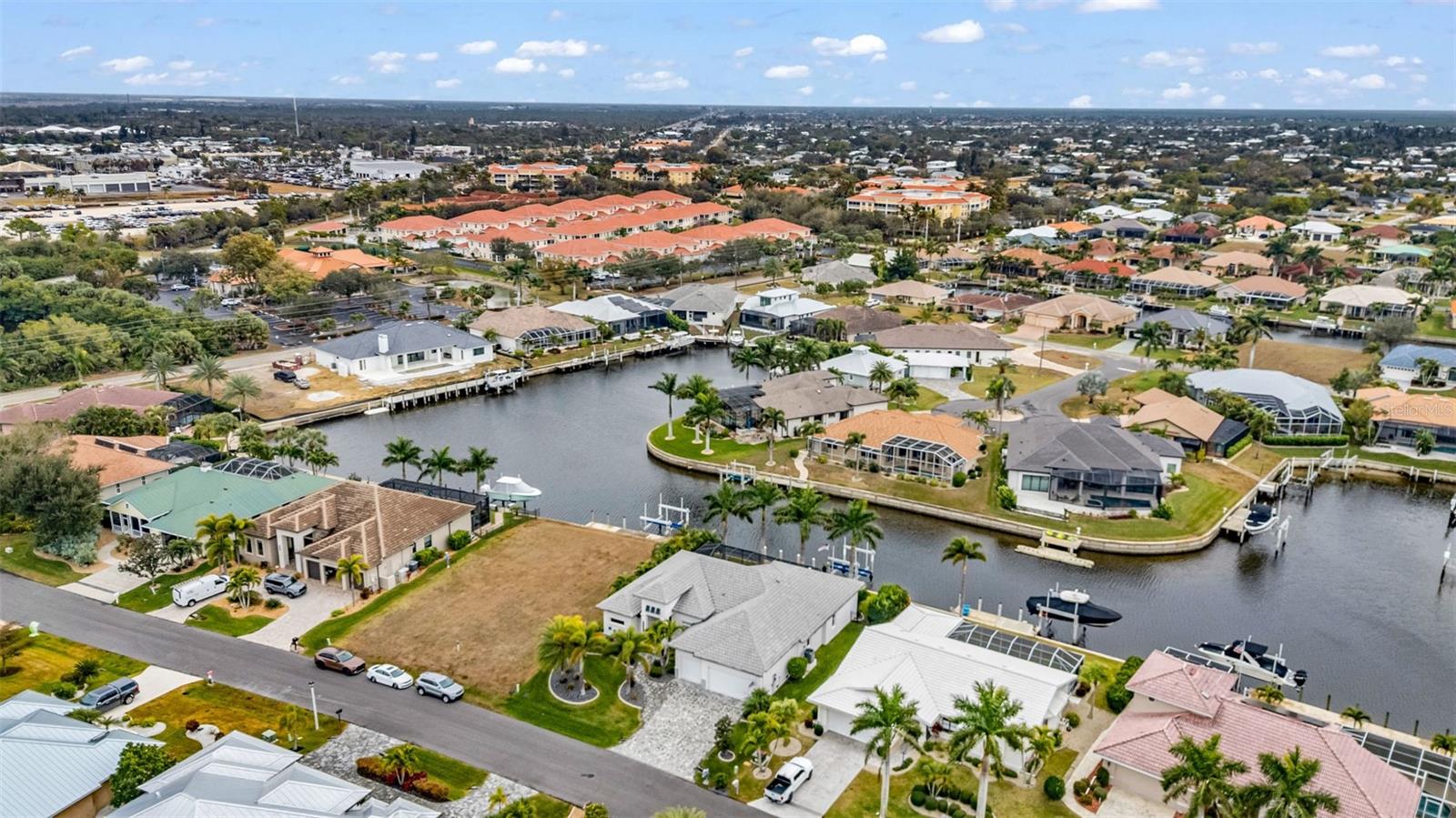 125 GREAT ISAAC CT, PUNTA GORDA, FL — photo 97