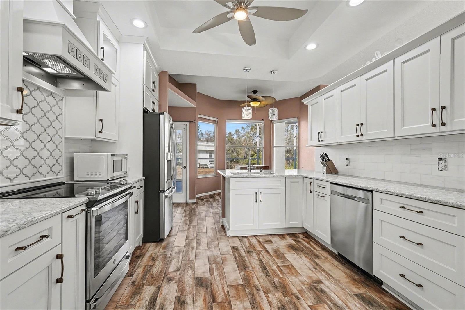 16031 DONNEY MOOR LN, SPRING HILL, FL — photo 13