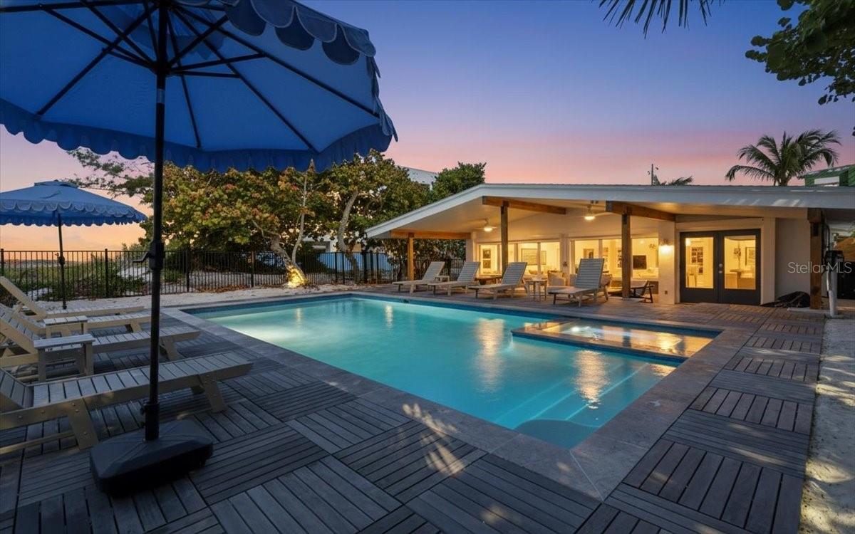 102 TUNA ST, ANNA MARIA, FL — photo 3