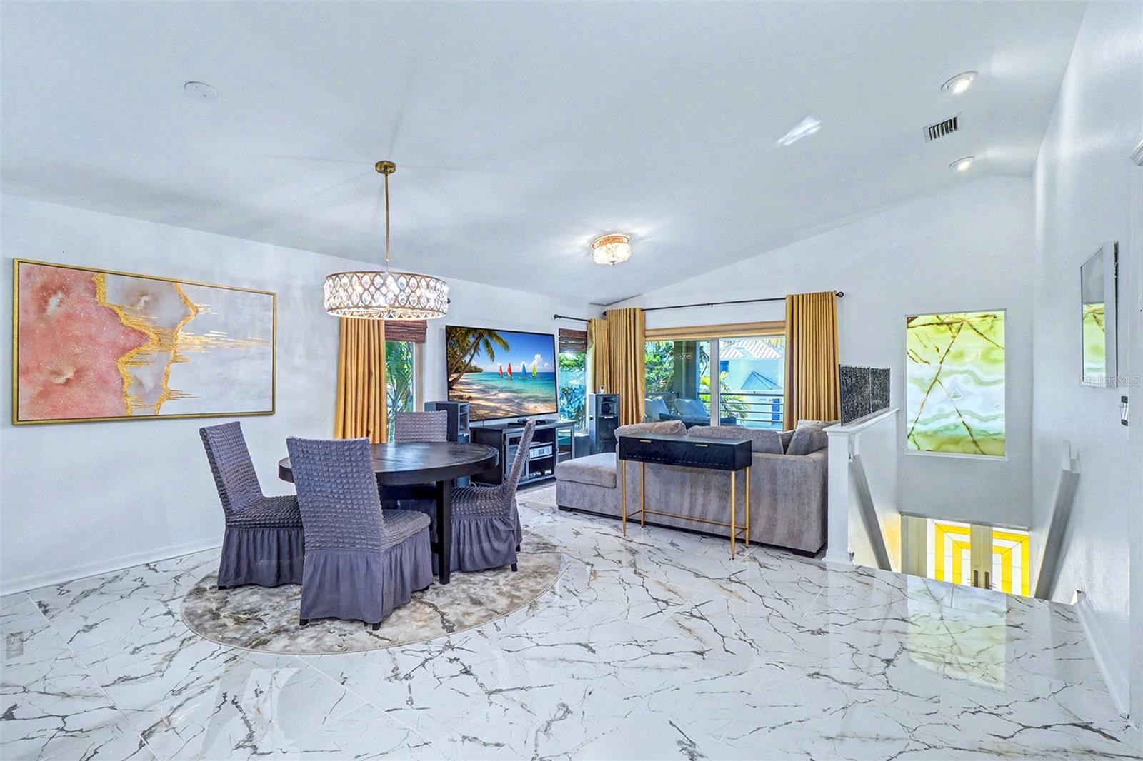 15517 GULF BLVD, REDINGTON BEACH, FL — photo 9