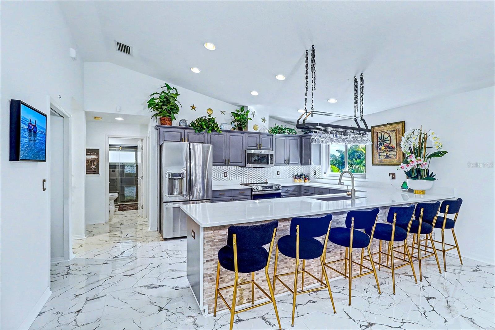 15517 GULF BLVD, REDINGTON BEACH, FL — photo 22