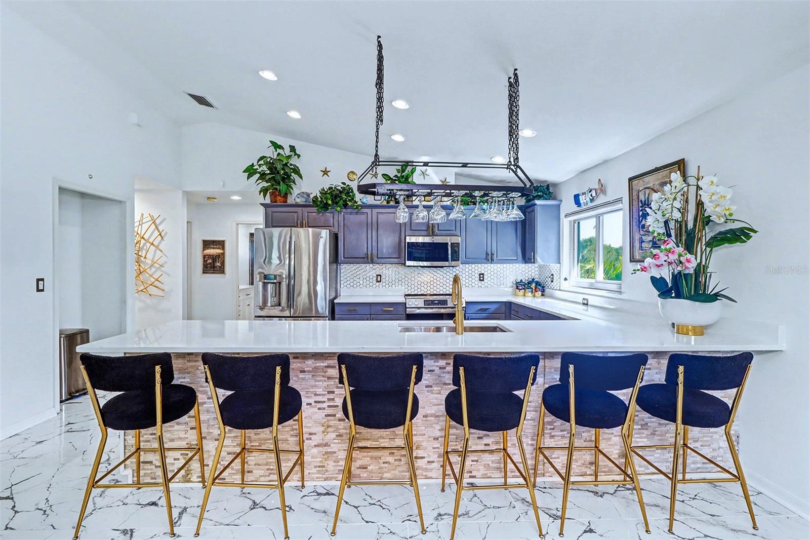 15517 GULF BLVD, REDINGTON BEACH, FL — photo 23