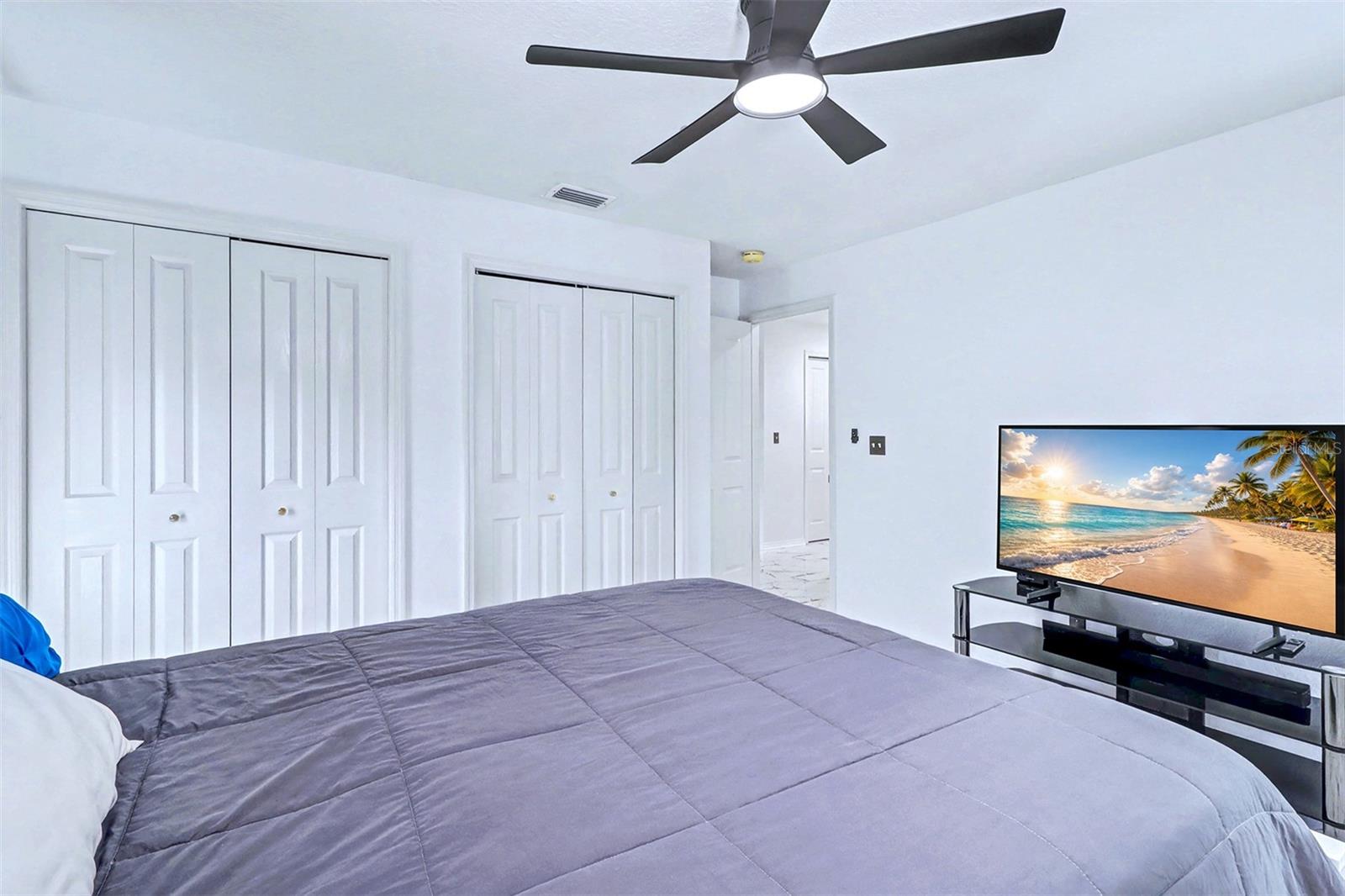 15517 GULF BLVD, REDINGTON BEACH, FL — photo 37
