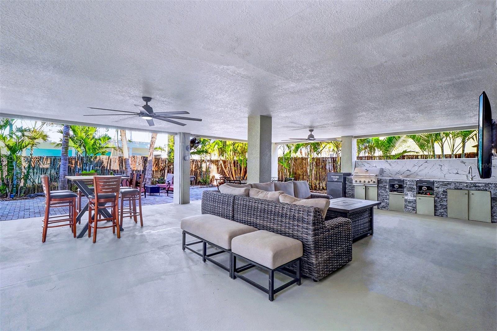 15517 GULF BLVD, REDINGTON BEACH, FL — photo 15