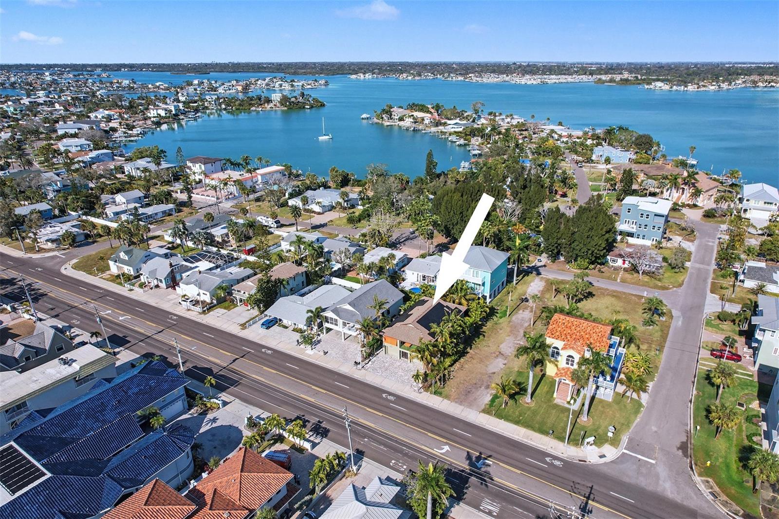 15517 GULF BLVD, REDINGTON BEACH, FL — photo 42
