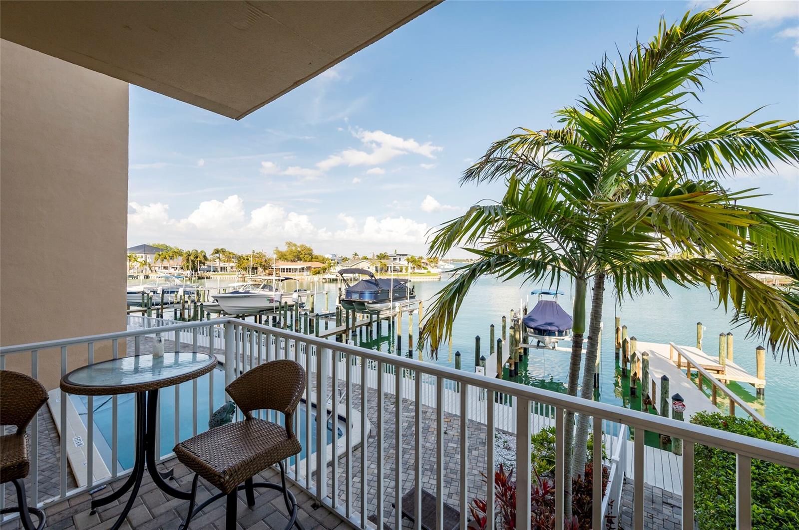 11605 3RD ST E #207, TREASURE ISLAND, FL — photo 4