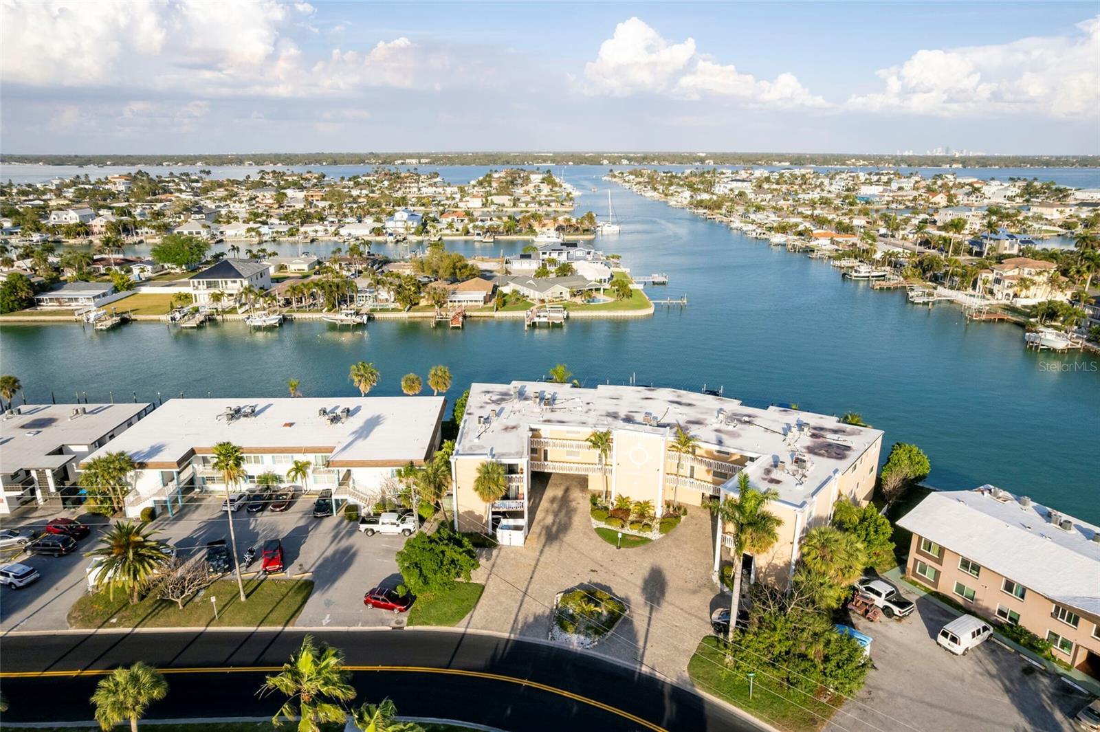 11605 3RD ST E #207, TREASURE ISLAND, FL — photo 27