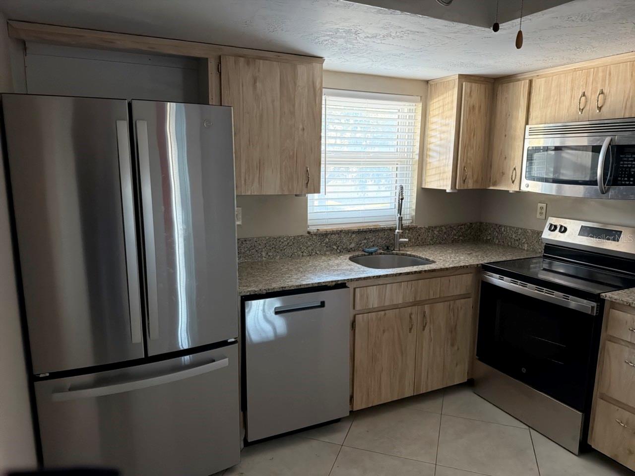 9815 47TH AVE N #207, ST PETERSBURG, FL — photo 8