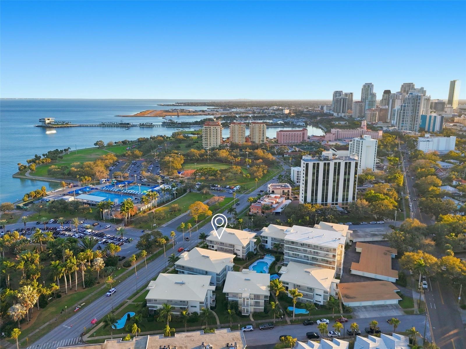 1000 N SHORE DR NE #2, ST PETERSBURG, FL