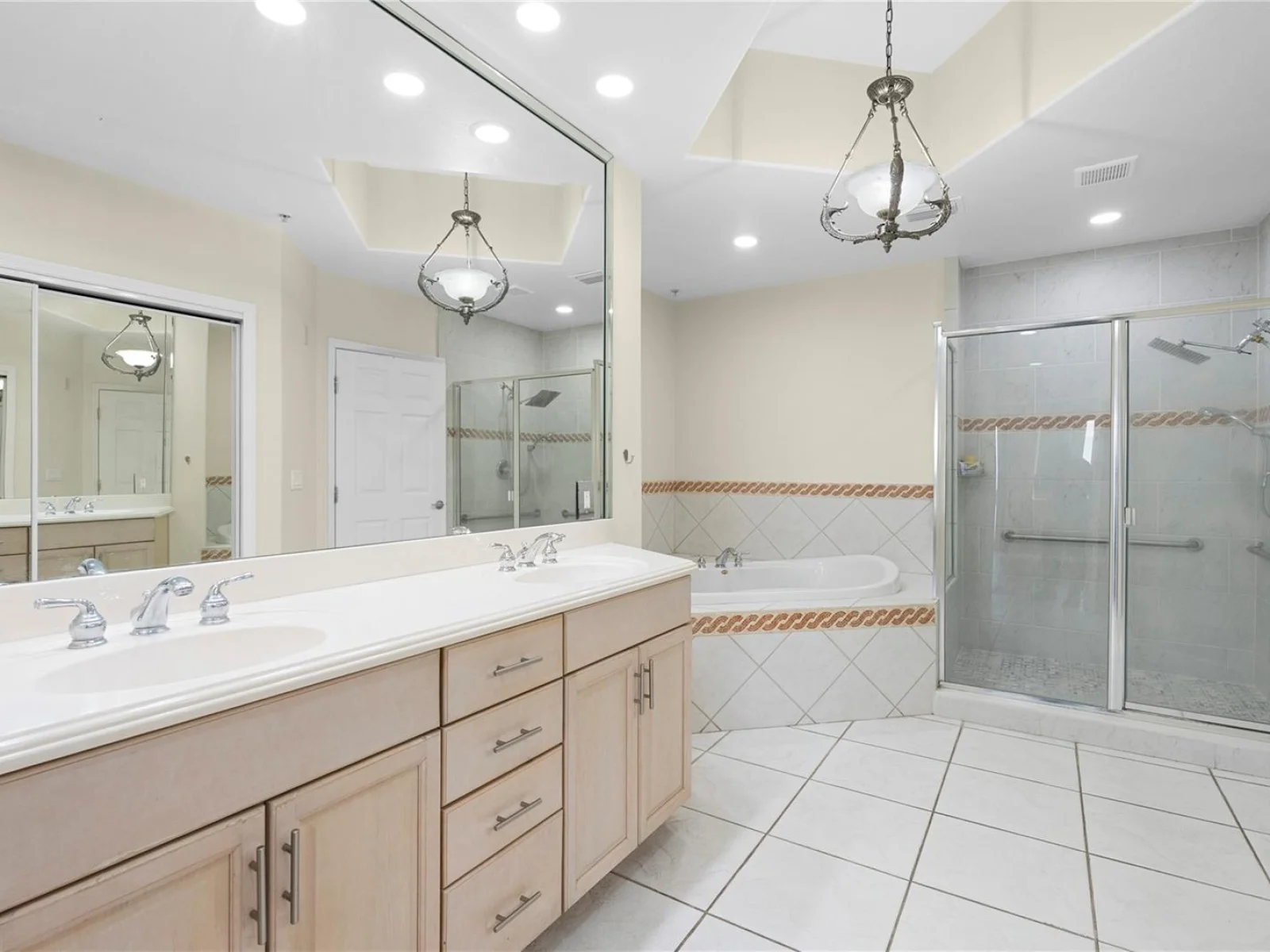 8749 THE ESPLANADE #16, ORLANDO, FL — photo 13