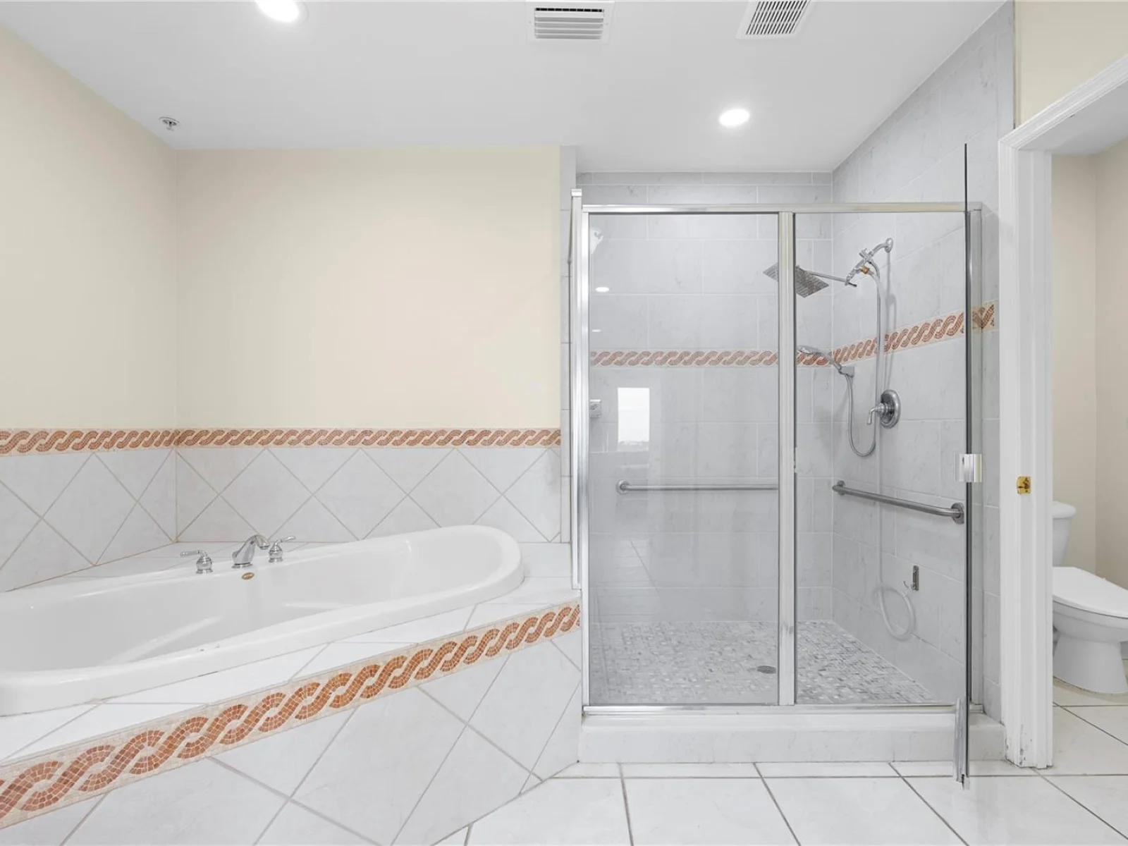 8749 THE ESPLANADE #16, ORLANDO, FL — photo 16