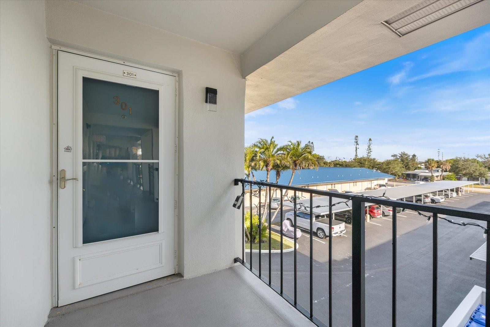 649 TAMIAMI TRL S #301, VENICE, FL — photo 2