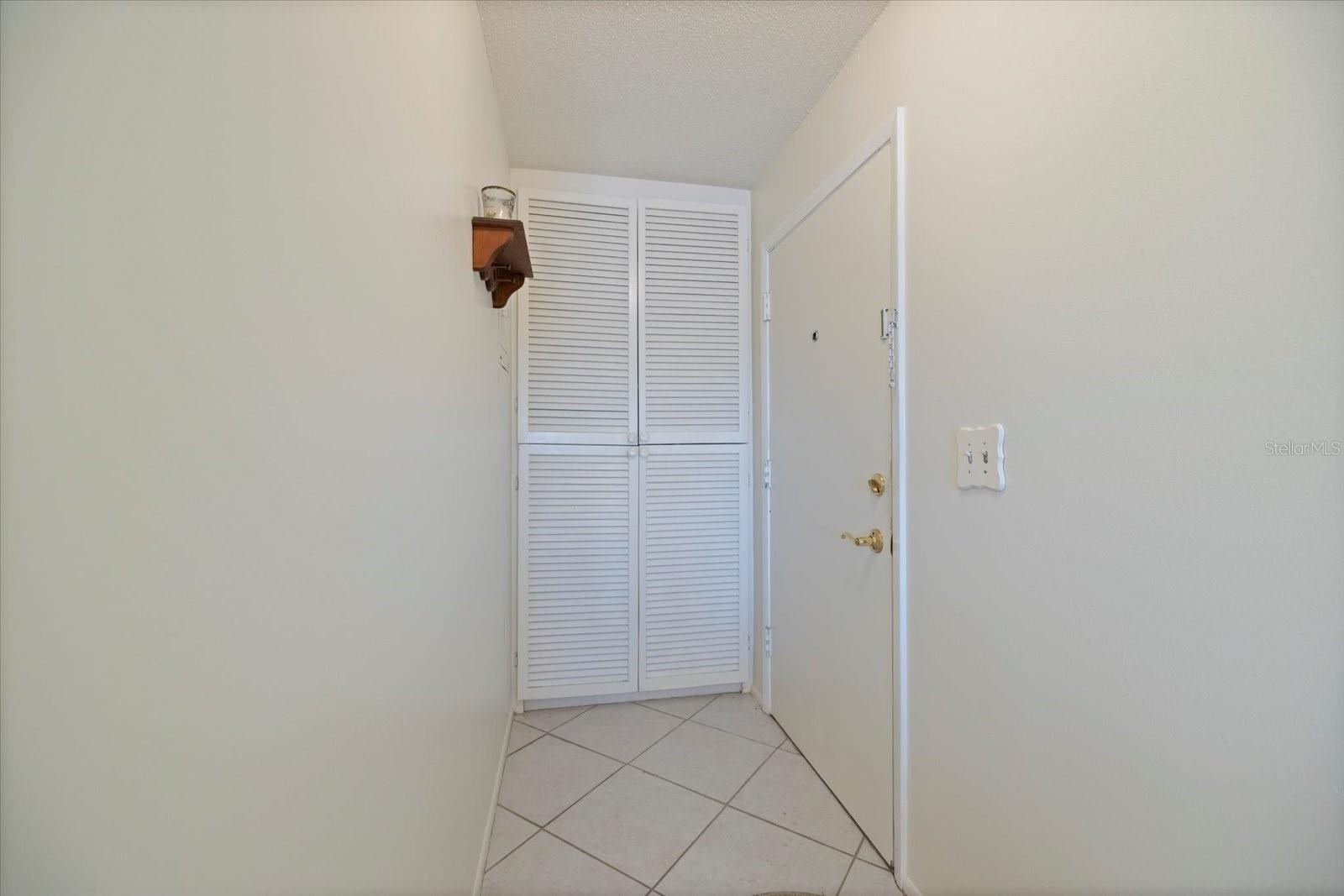 649 TAMIAMI TRL S #301, VENICE, FL — photo 4