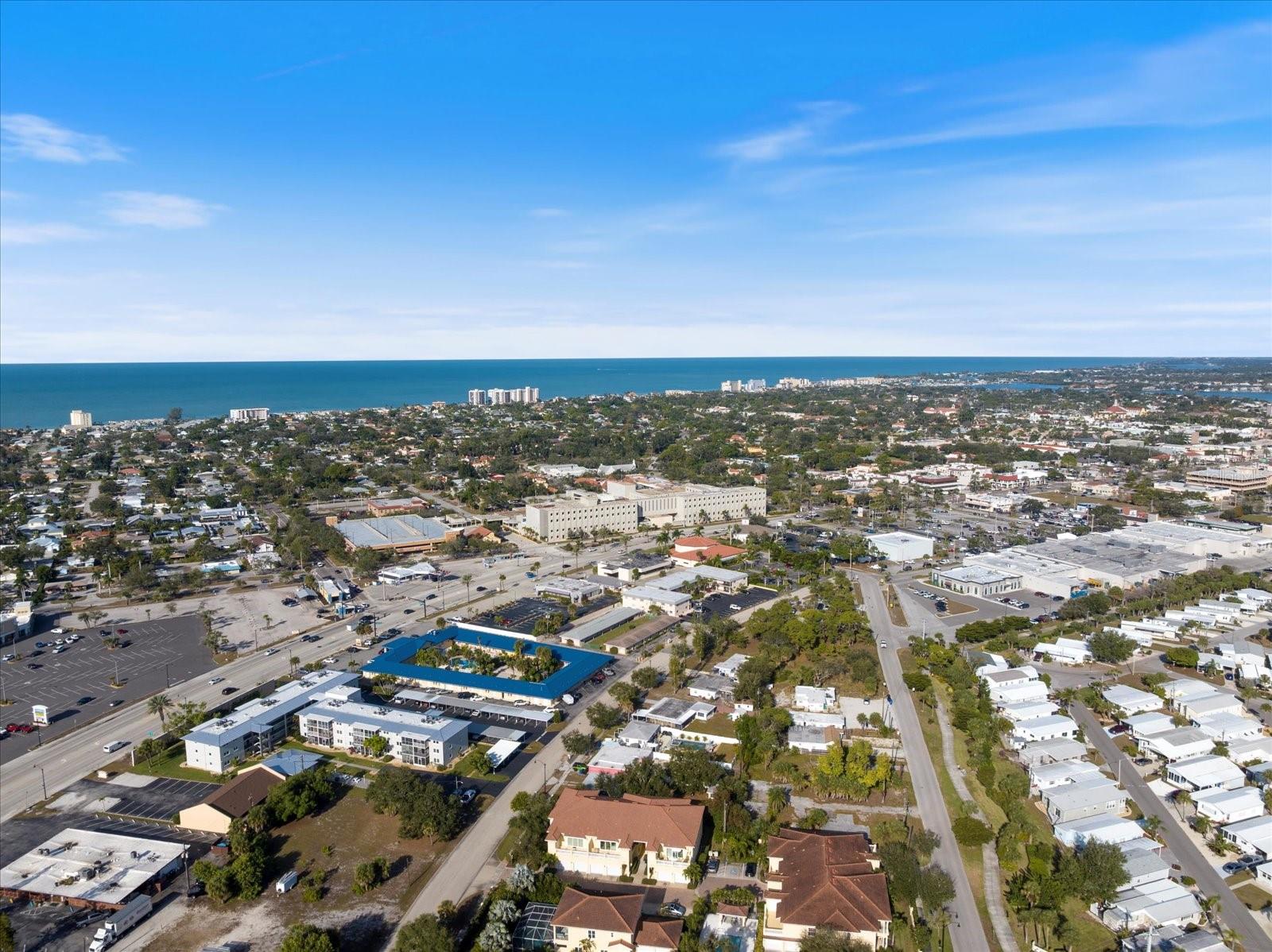 649 TAMIAMI TRL S #301, VENICE, FL — photo 38