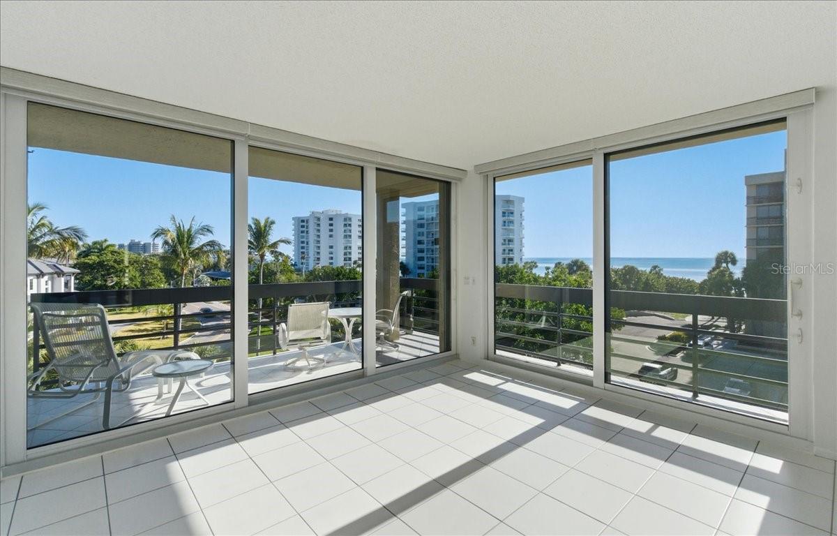 1065 GULF OF MEXICO DR #305, LONGBOAT KEY, FL — photo 12