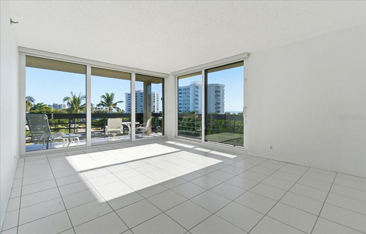 1065 GULF OF MEXICO DR #305, LONGBOAT KEY, FL — photo 14