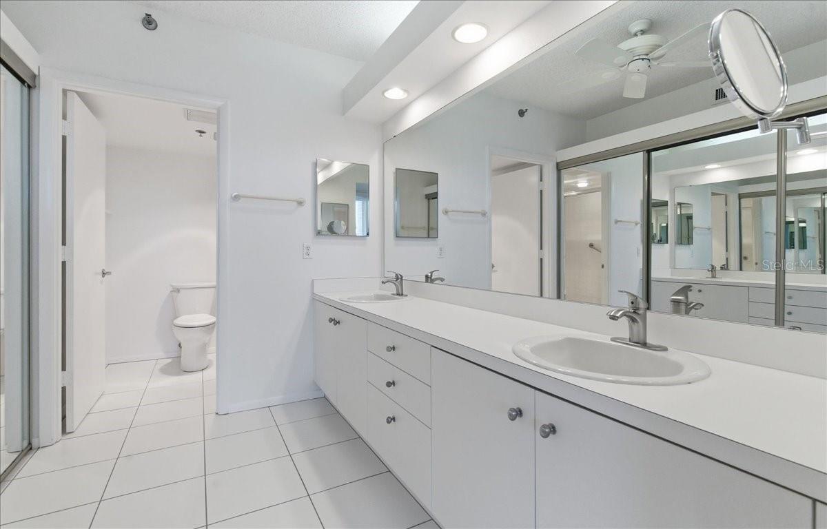 1065 GULF OF MEXICO DR #305, LONGBOAT KEY, FL — photo 24