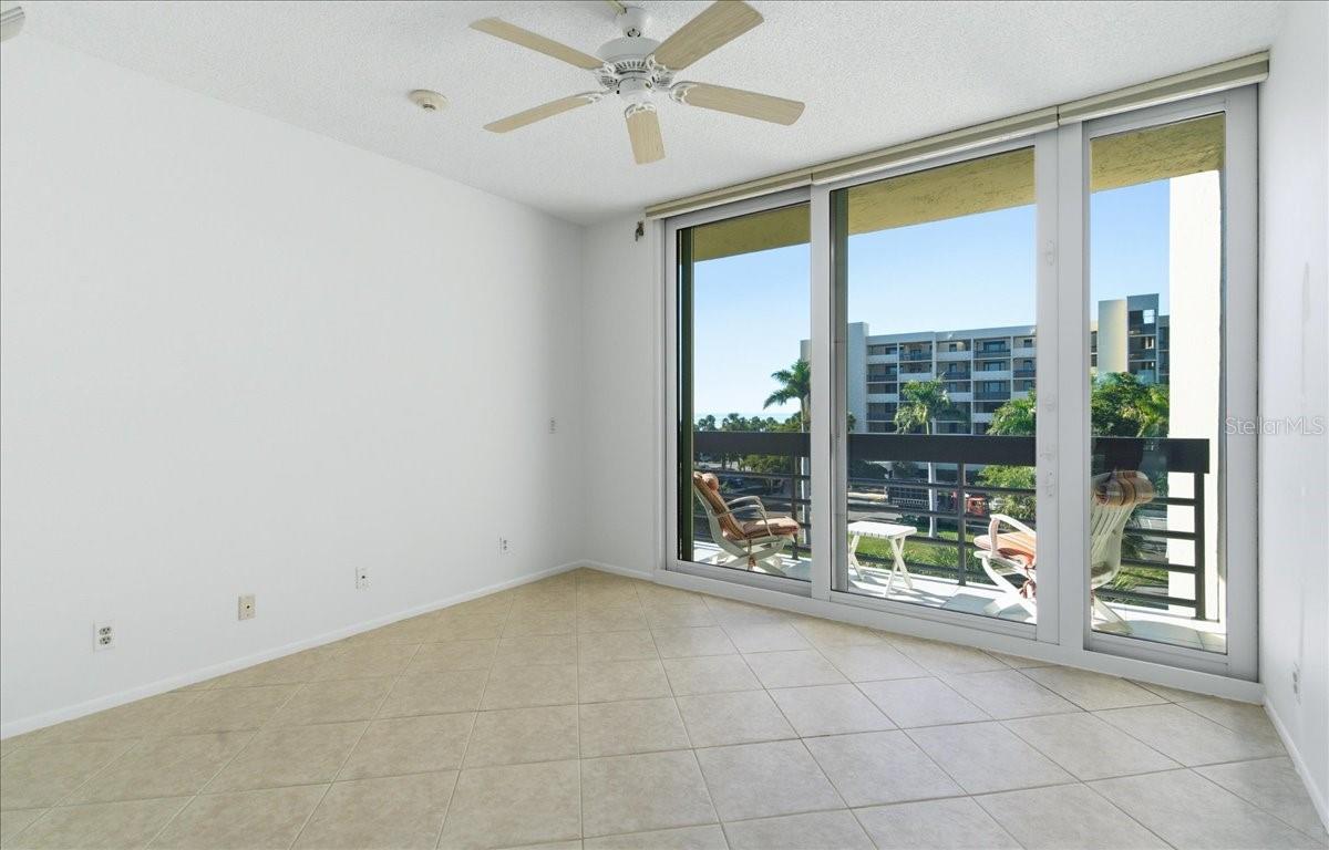 1065 GULF OF MEXICO DR #305, LONGBOAT KEY, FL — photo 28