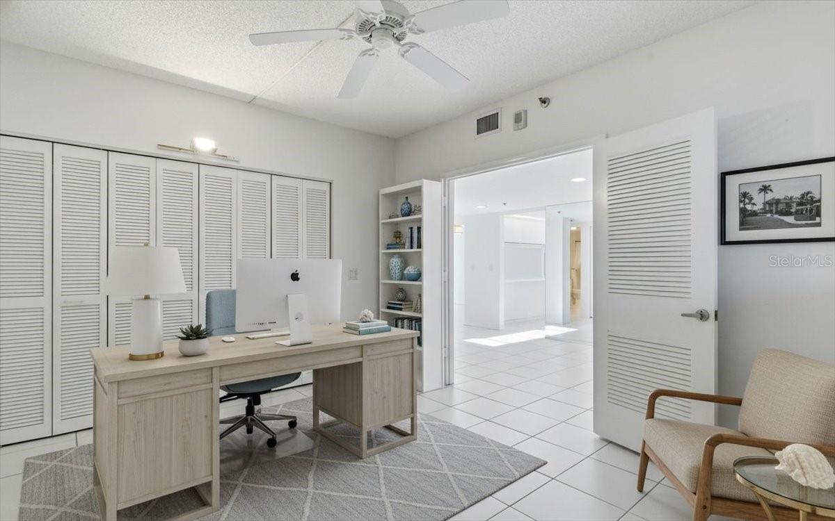 1065 GULF OF MEXICO DR #305, LONGBOAT KEY, FL — photo 33