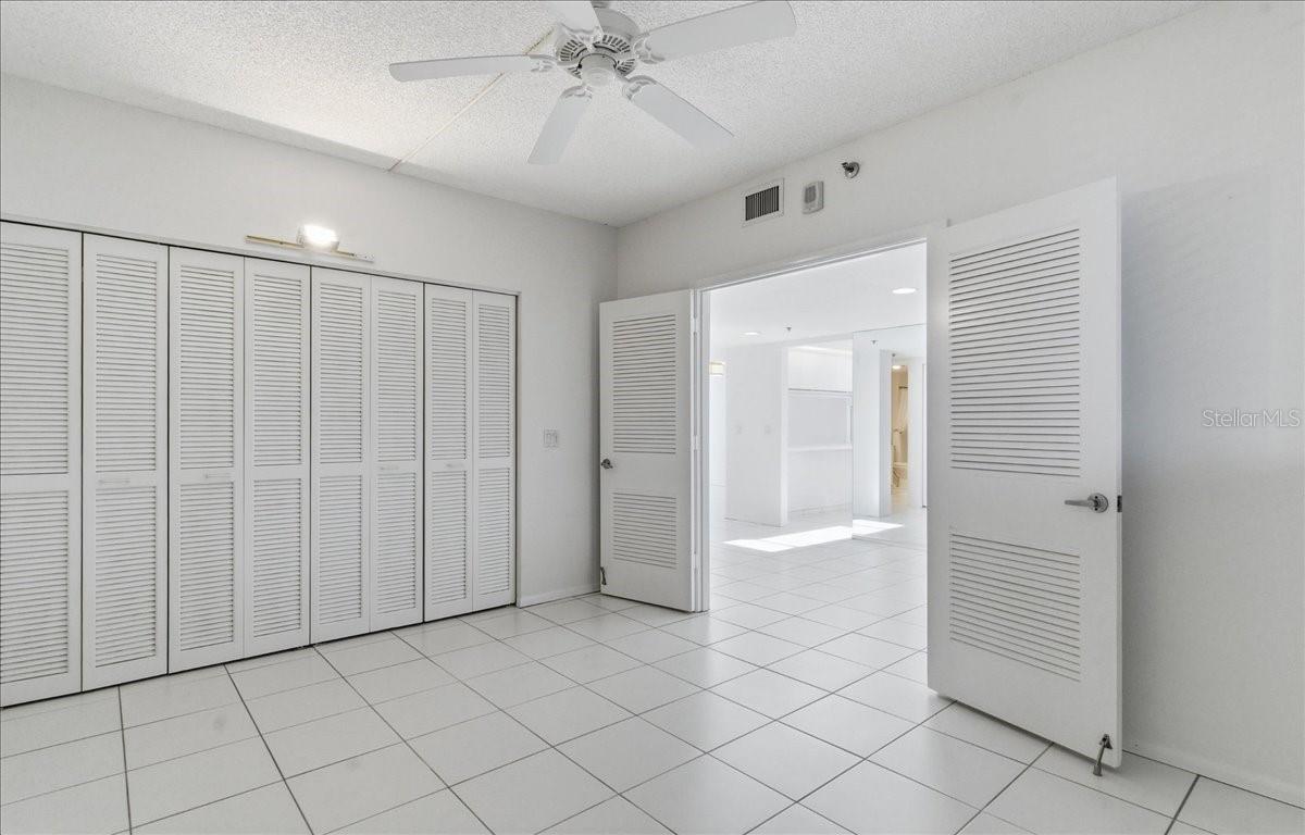 1065 GULF OF MEXICO DR #305, LONGBOAT KEY, FL — photo 35