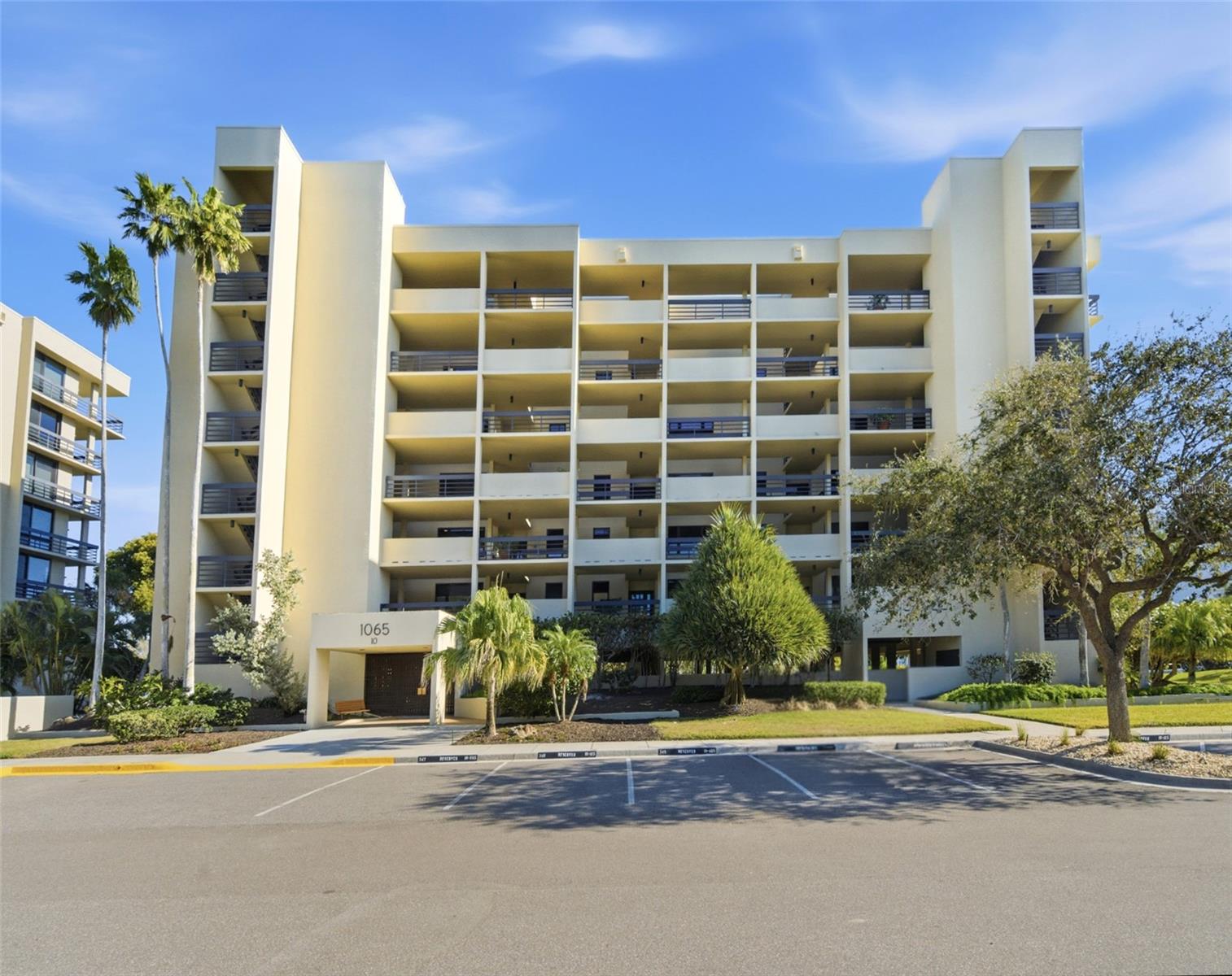 1065 GULF OF MEXICO DR #305, LONGBOAT KEY, FL — photo 48
