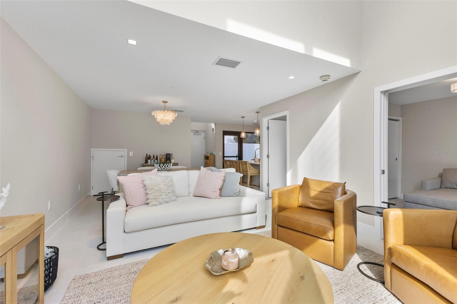 1558 4TH ST #212, SARASOTA, FL — photo 4