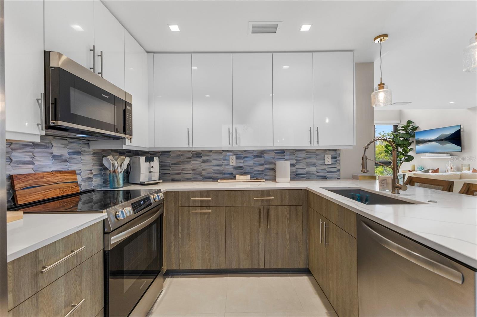 1558 4TH ST #212, SARASOTA, FL — photo 15