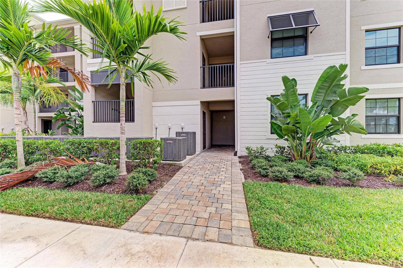 18114 GAWTHROP DR #306, BRADENTON, FL — photo 6