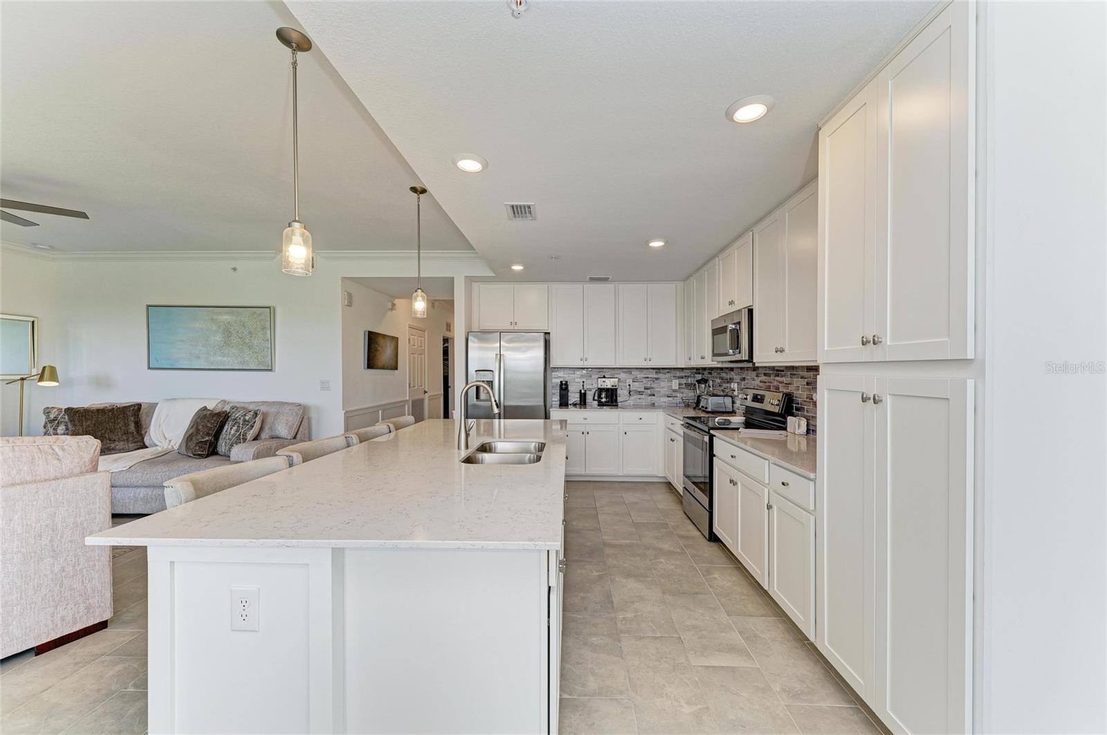18114 GAWTHROP DR #306, BRADENTON, FL — photo 16