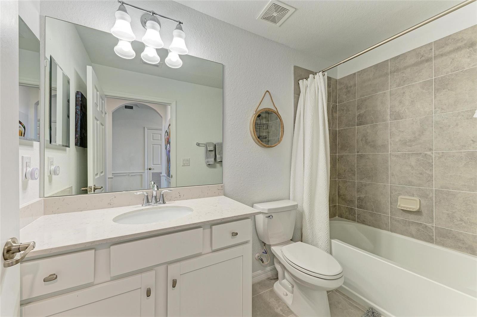18114 GAWTHROP DR #306, BRADENTON, FL — photo 29