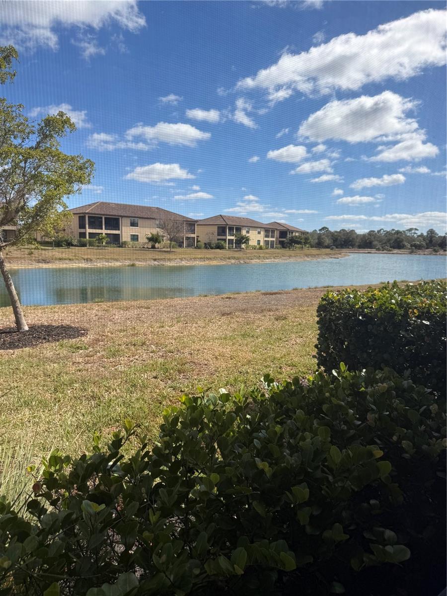 20460 LAGENTE CIR, VENICE, FL — photo 31