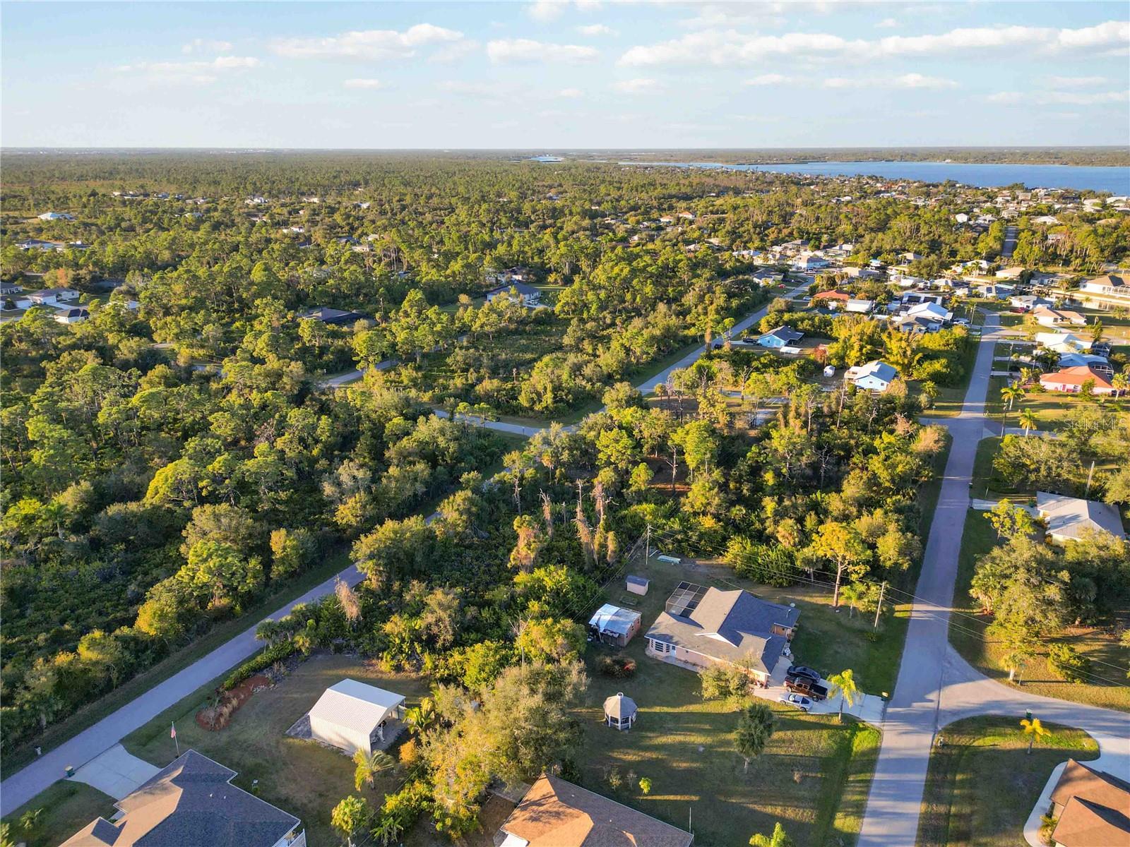 3552 DWIGHT ST, PORT CHARLOTTE, FL — photo 12